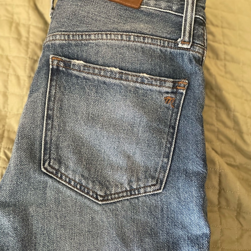 Madewell Mom Jean Size 26